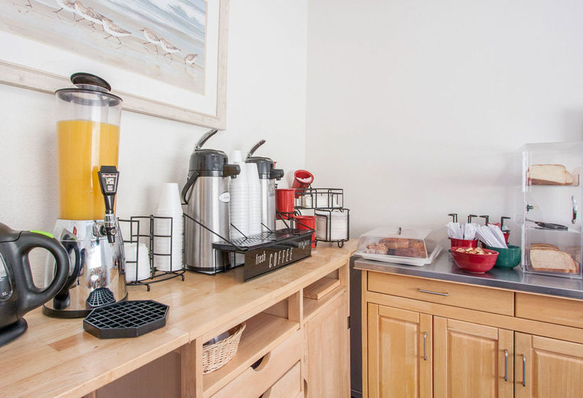 Hotel Econo Lodge Lincoln City  | Lincoln City | Oregon | United States 11