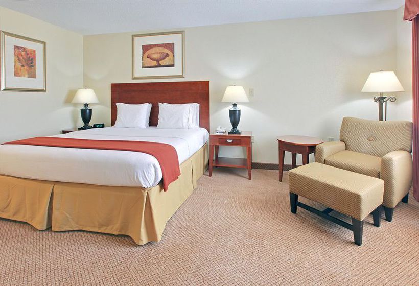 Holiday Inn Express Hotel & Suites Canton   | Canton | Mississippi | United States 17