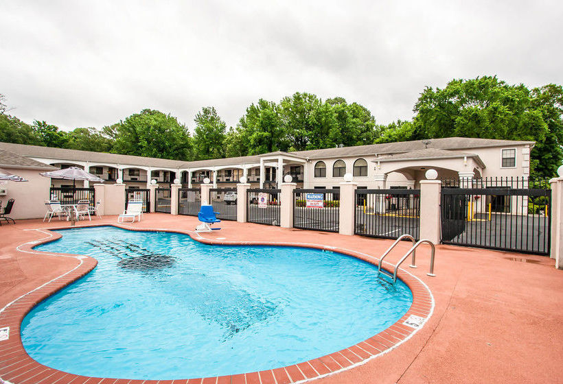 Hotel Econo Lodge Inn & Suites Memphis  | Memphis | Tennessee | United States 17