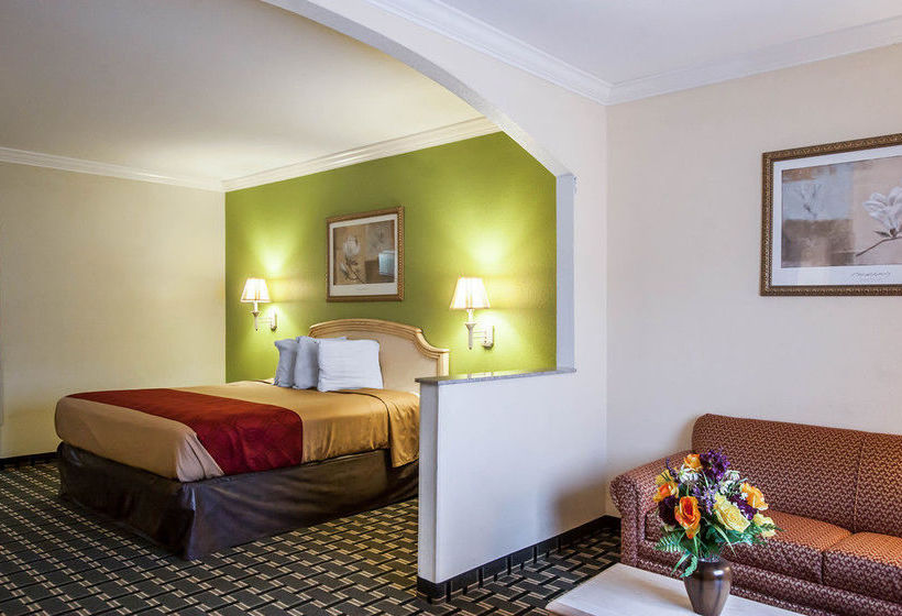 Hotel Econo Lodge Inn & Suites Memphis  | Memphis | Tennessee | United States 6