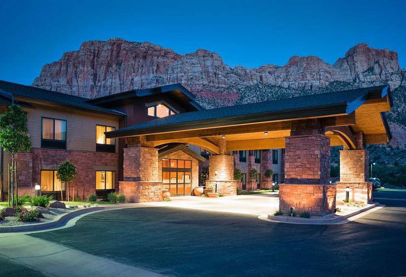 Hampton Inn & Suites Springdale Zion National Park  | Springdale | Utah | United States 6