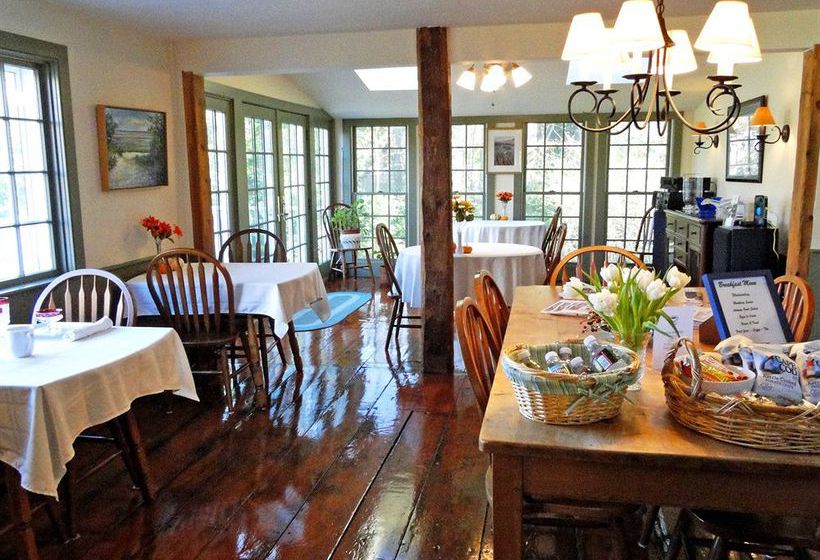 Hotel Sea Meadow Inn at the Historic Isaiah Clark House 