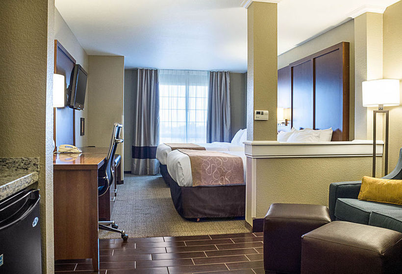 Hotel Comfort Suites Minot  | Minot | North Dakota | United States 18