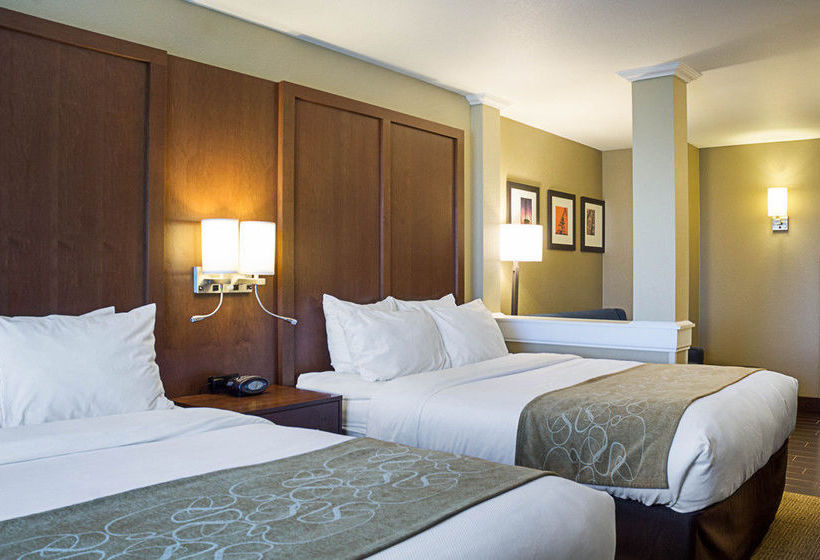 Hotel Comfort Suites Minot  | Minot | North Dakota | United States 19