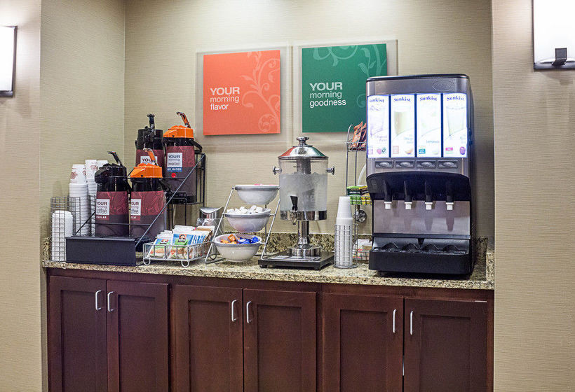 Hotel Comfort Suites Minot  | Minot | North Dakota | United States 3