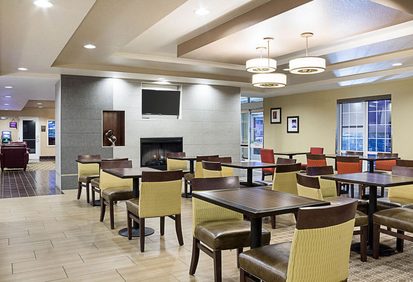 Hotel Comfort Suites Minot  | Minot | North Dakota | United States 6