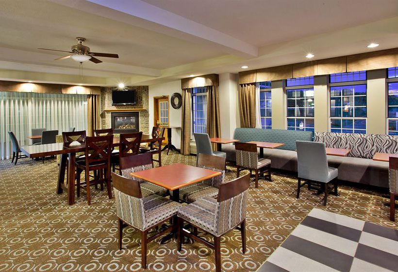 AmericInn Hotel & Suites Petoskey 