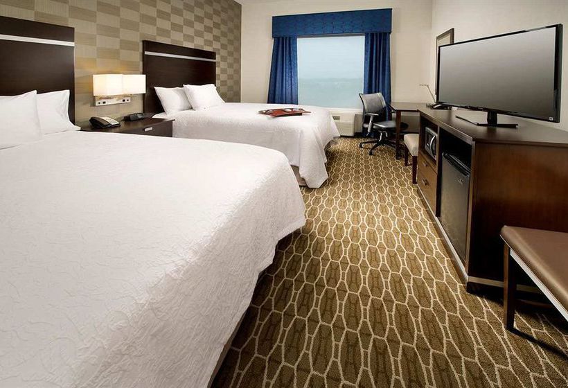 Hampton Inn & Suites Gaithersburg 