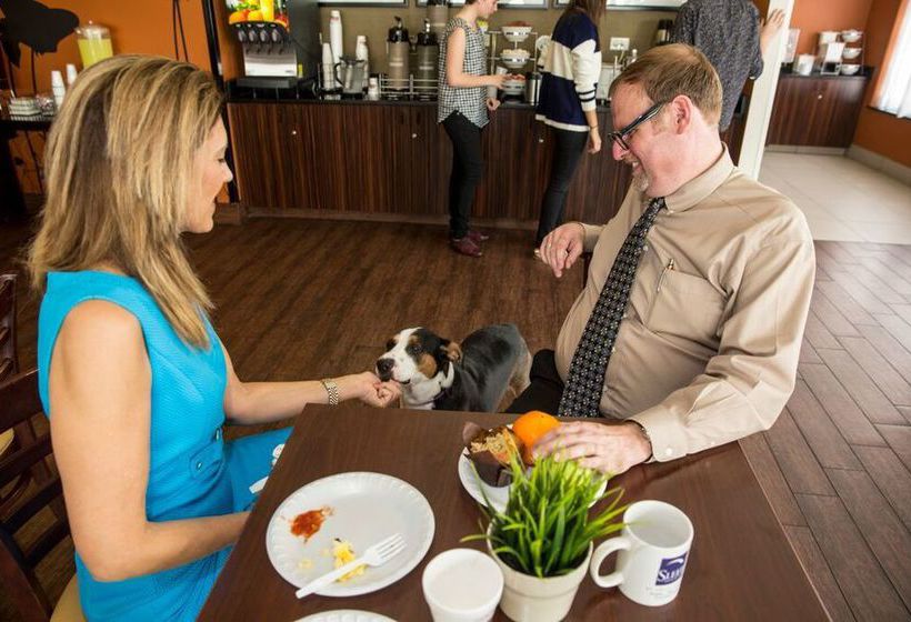 Hotel Sleep Inn & Suites Austin - Northeast  | Austin | Texas | United States 5