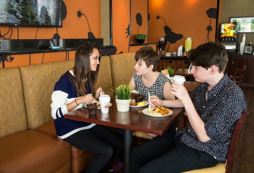 Hotel Sleep Inn & Suites Austin - Northeast  | Austin | Texas | United States 8