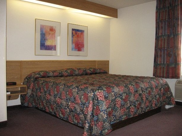 Hotel GuestHouse Inn Markle  | Markle | Indiana | United States 2