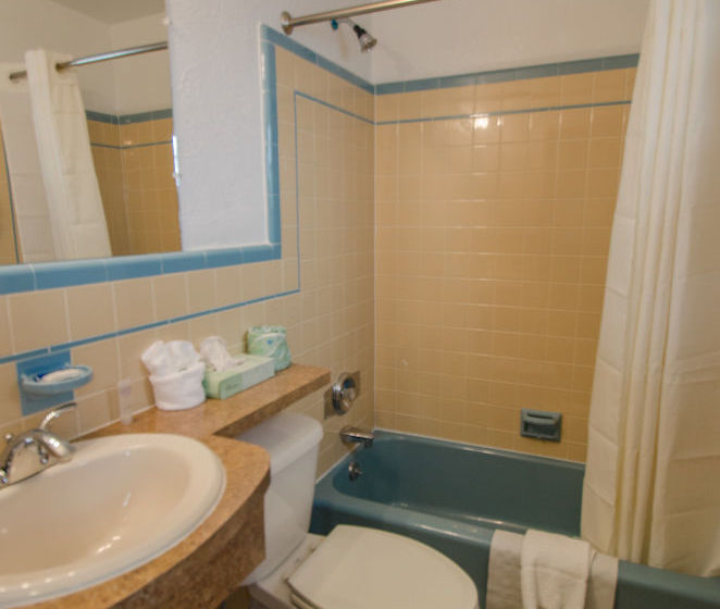 Motel Dolphin Inn Wildwood  | Wildwood | New Jersey | United States 14