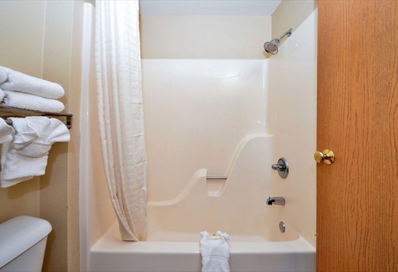 Hotel Collins Inn & Suites Cedar Rapids  | Cedar Rapids | Iowa | United States 13