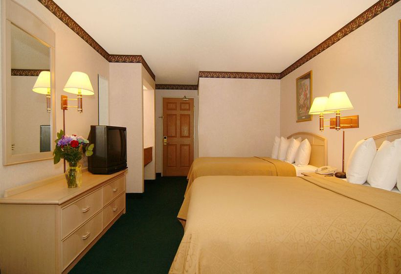 Hotel Collins Inn & Suites Cedar Rapids  | Cedar Rapids | Iowa | United States 3