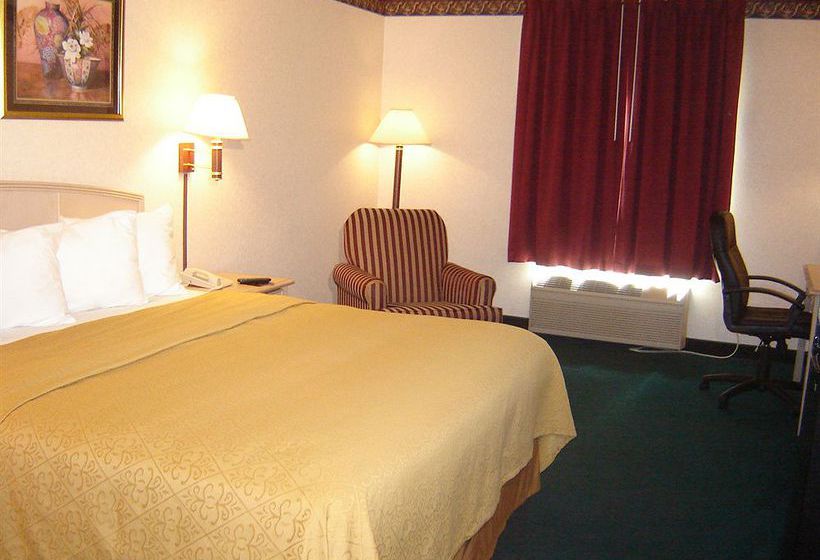 Hotel Collins Inn & Suites Cedar Rapids  | Cedar Rapids | Iowa | United States 5