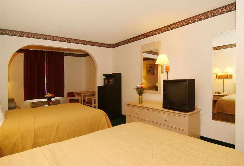 Hotel Collins Inn & Suites Cedar Rapids  | Cedar Rapids | Iowa | United States 9