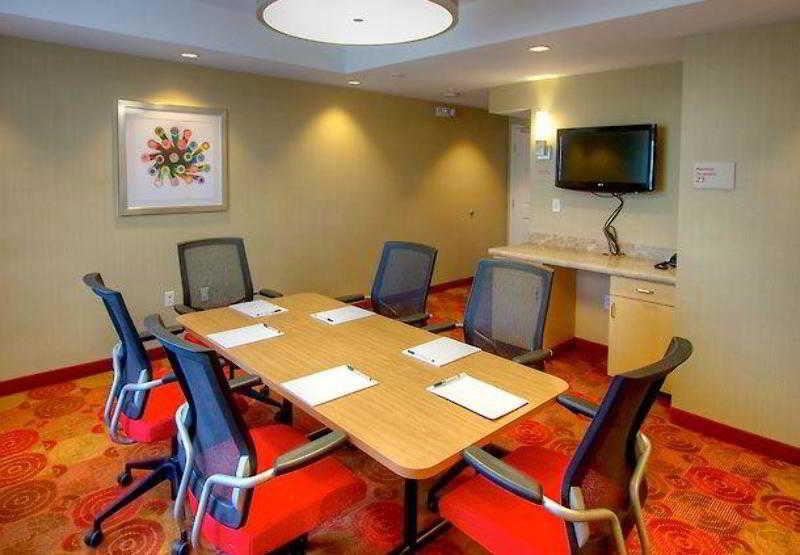 Hotel Towneplace Suites Denver Airport At Gateway Park  | Atlanta | Georgia | United States 11