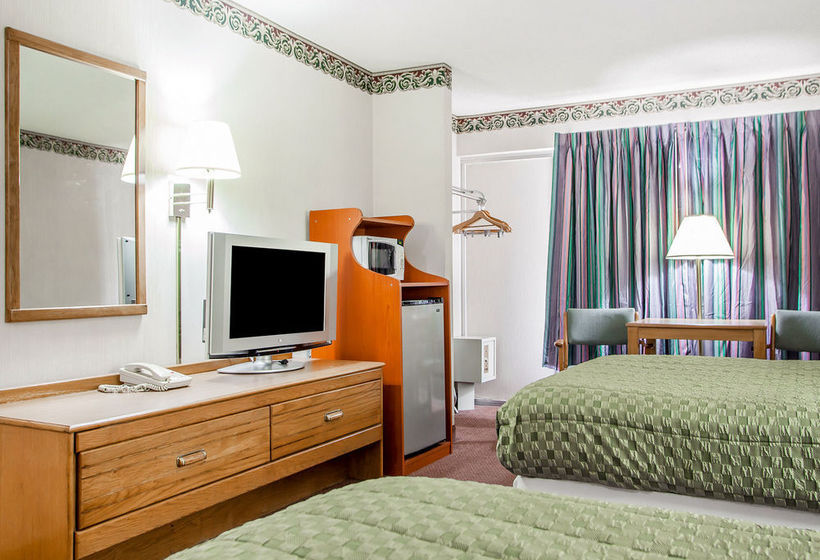 Hotel Econo Lodge  | Stroudsburg | Pennsylvania | United States 11