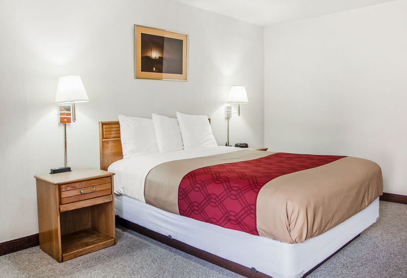 Hotel Econo Lodge  | Stroudsburg | Pennsylvania | United States 19