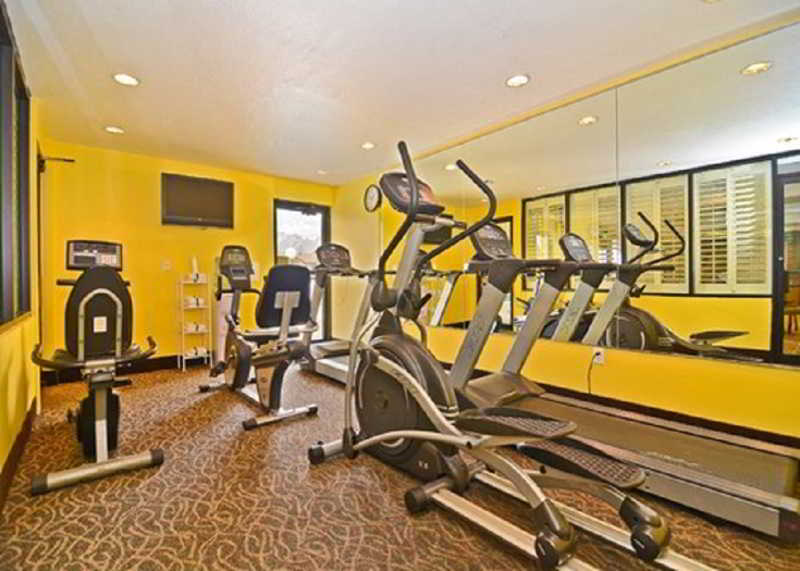 Hotel Comfort Suites 