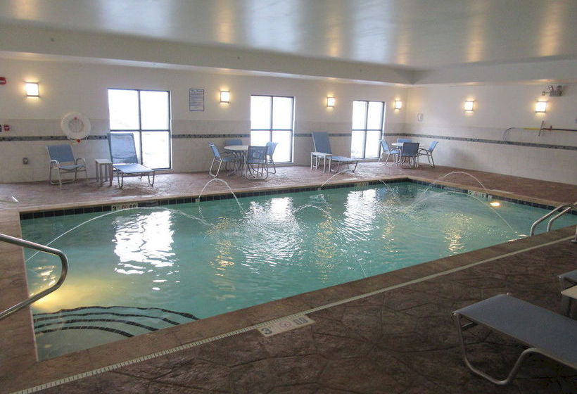 Hotel Holiday Inn Express & Suites Butler  | Butler | Pennsylvania | United States 7