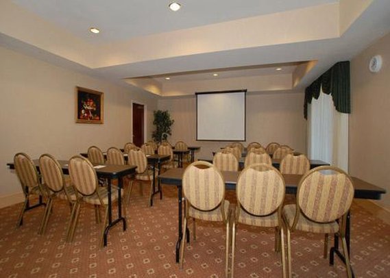 Hotel Comfort Suites Salisbury  | Salisbury | North Carolina | United States 8