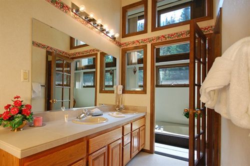 Hotel Winterwood Townhomes  | Steamboat Springs | Colorado | United States 2