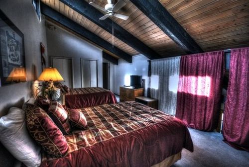 Hotel The Rockies Condominiums Steamboat Springs