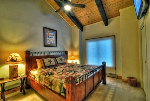Hotel The Rockies Condominiums  | Steamboat Springs | Colorado | United States 15