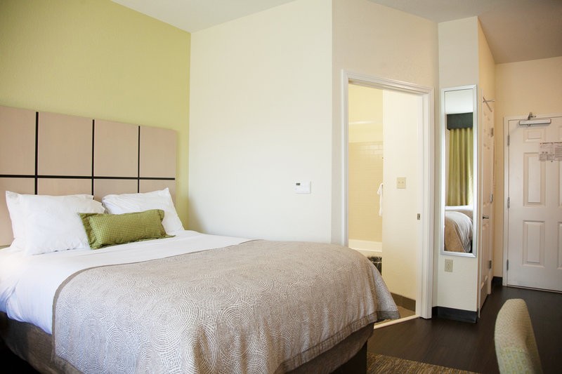 Hotel Candlewood Suites Alexandria  | Alexandria | Louisiana | United States 18