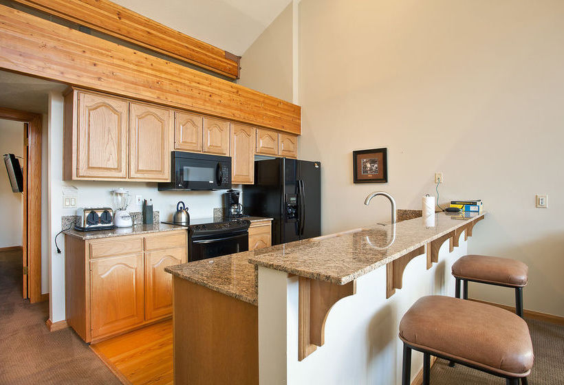 Hotel Resortquest At Deer Valley  | Park City | Utah | United States 11