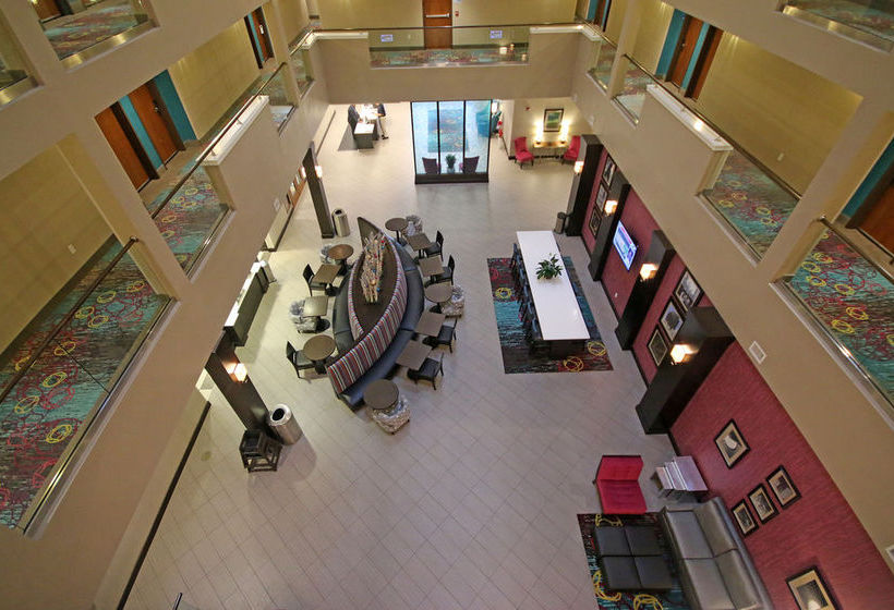 Hotel Holiday Inn Express & Suites Charlotte North  | Charlotte | North Carolina | United States 13