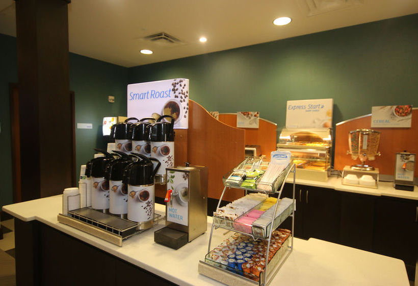 Hotel Holiday Inn Express & Suites Charlotte North  | Charlotte | North Carolina | United States 20