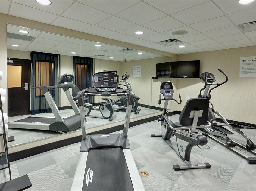 Holiday Inn Express Hotel & Suites York Ne Market Street Pennsylvania