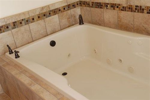 Hotel Brookstone Lodge Asheville  | Asheville | North Carolina | United States 9