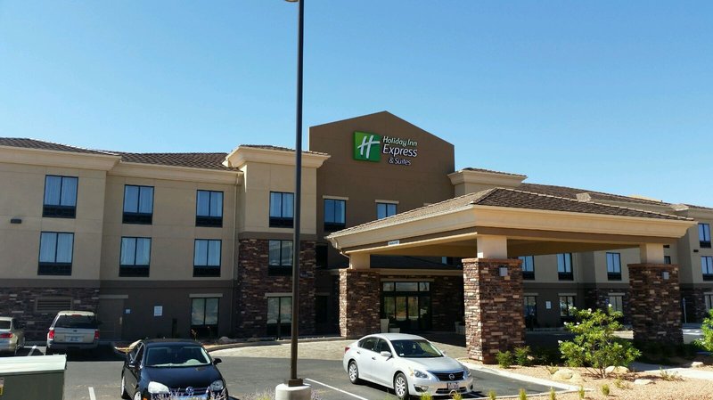 Hotel Holiday Inn Express & Suites Page  | Page | Arizona | United States 1