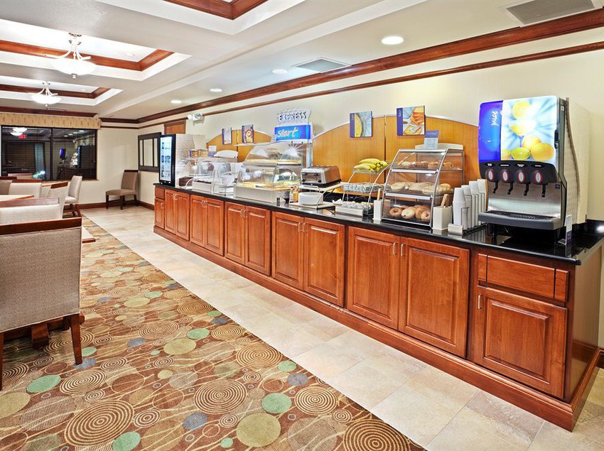 Holiday Inn Express Hotel & Suites Vancouver Mall Portland Area  | Vancouver | Washington | United States 14