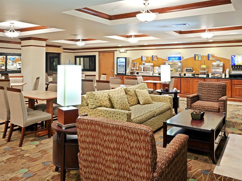 Holiday Inn Express Hotel & Suites Vancouver Mall Portland Area  | Vancouver | Washington | United States 8