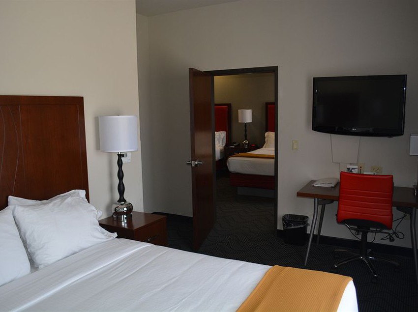 Hotel Holiday Inn Express and Suites Oklahoma City North  | Oklahoma City | Oklahoma | Estados Unidos 10