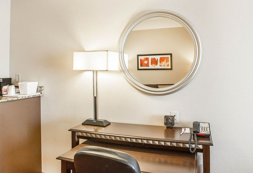 Hotel Comfort Suites Manchester  | Manchester | Tennessee | United States 14