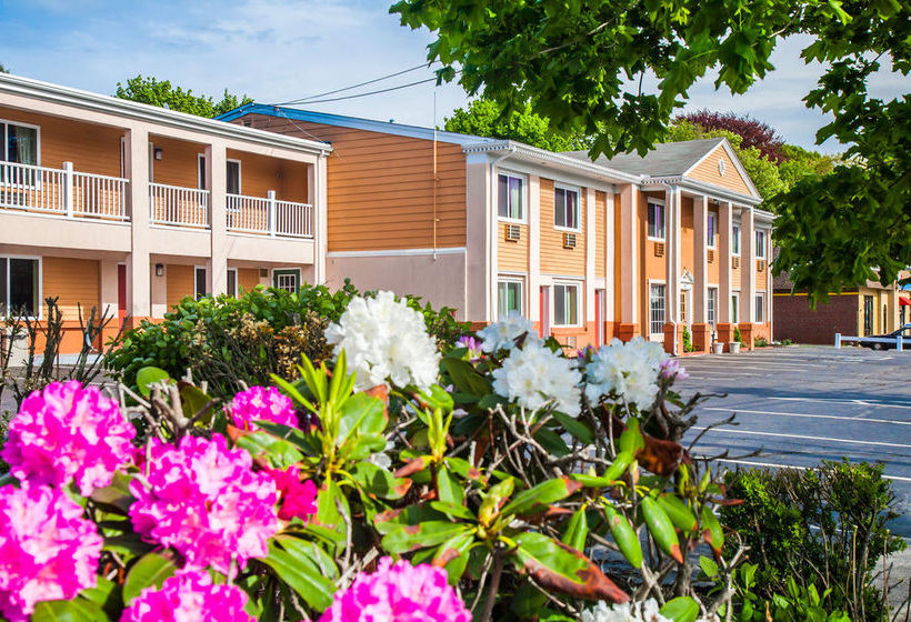 Motel Rodeway Inn Middletown  | Middletown | Rhode Island | United States 1