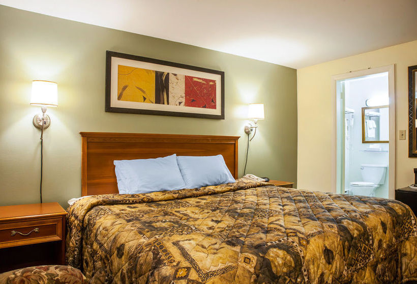 Motel Rodeway Inn Middletown  | Middletown | Rhode Island | United States 11