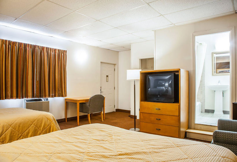 Motel Rodeway Inn Middletown  | Middletown | Rhode Island | United States 16