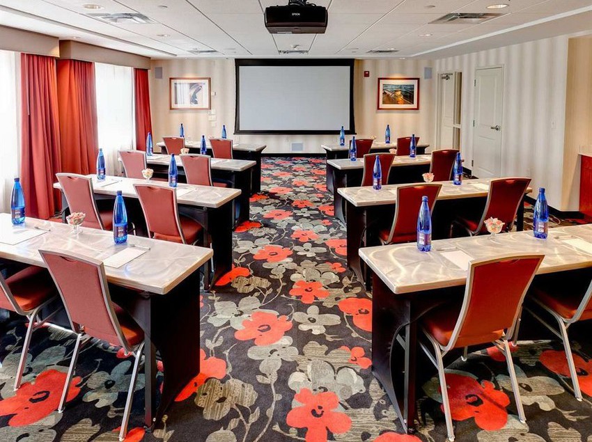 Hotel Hampton Inn Portland Downtown Waterfront  | Portland | Maine | United States 15