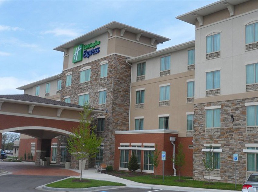 Hotel Holiday Inn Express & Suites Overland Park Overland Park