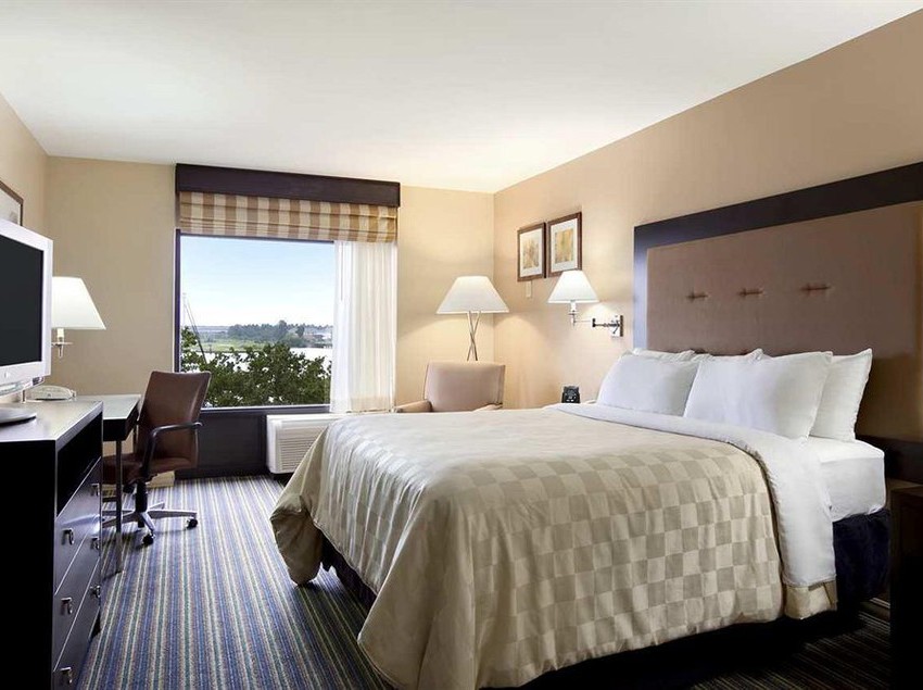 Doubletree By Hilton Hotel New Bern Riverfront  | New Bern | North Carolina | United States 14