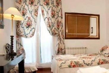 Pensión CH Victoria Alojamientos  | Cuenca | Cuenca | España 11