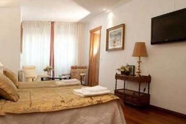 Pensión CH Victoria Alojamientos  | Cuenca | Cuenca | España 12