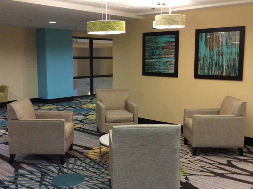 Hotel Holiday Inn Express Stes Downtown Area  | Colorado Springs | Colorado | United States 1