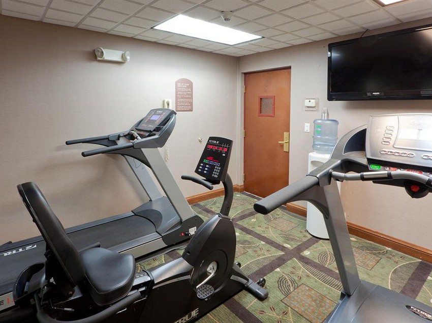 Holiday Inn Express Hotel & Suites Charleston Southridge  | Charleston | West Virginia | United States 13